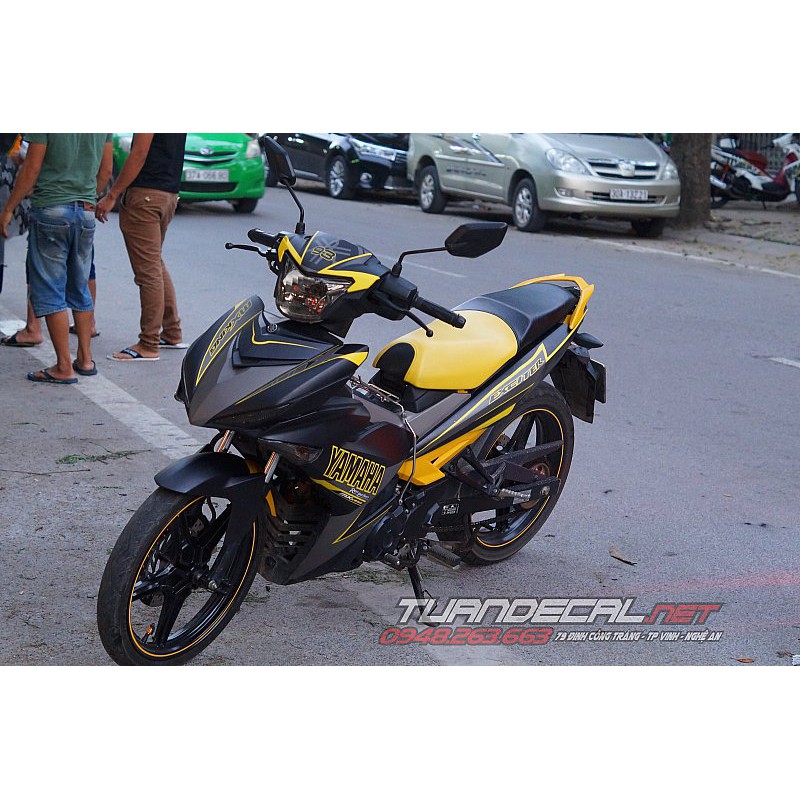 Tem Trùm Exciter 150 Yamaha Đen Vàng