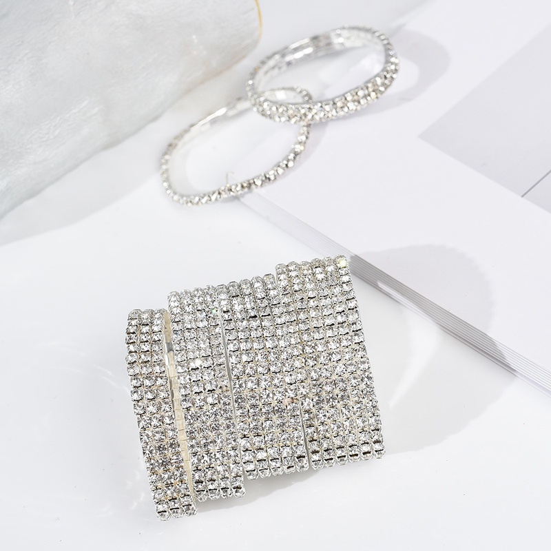 Vòng Tay Nhiều Lớp Đính Đá Pha Lê Lấp Lánh Sang Trọng Cho Nữ