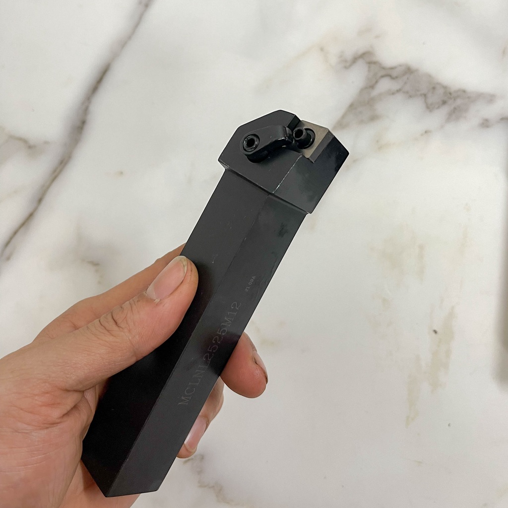 Cán dao tiện chạy ngoài lắp mảnh chíp C12