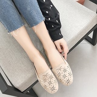 Giày lười đục lỗ hoa