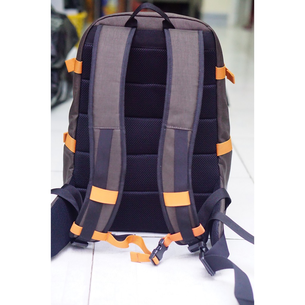 Balo đựng máy ảnh crumpler roady half photo