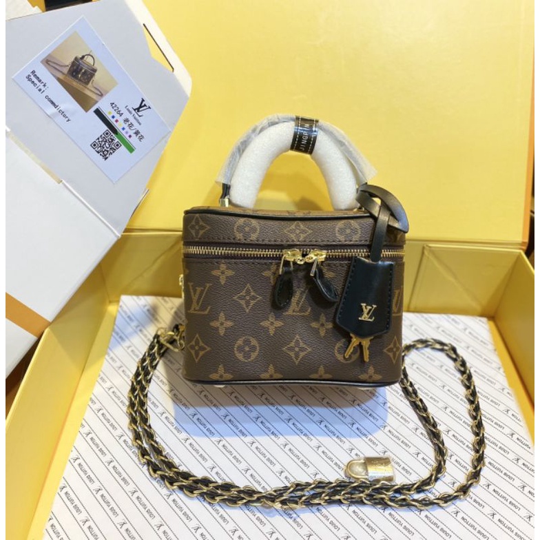 Túi xách nữ LV cốp Vanity hoa đối xứng sz19cm kèm hộp vip(video khách quay shop đăng)