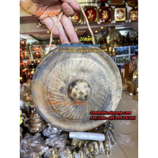 Cồng chiêng bằng đồng nguyên chất đường kính 20cm có tặng dùi đi kèm