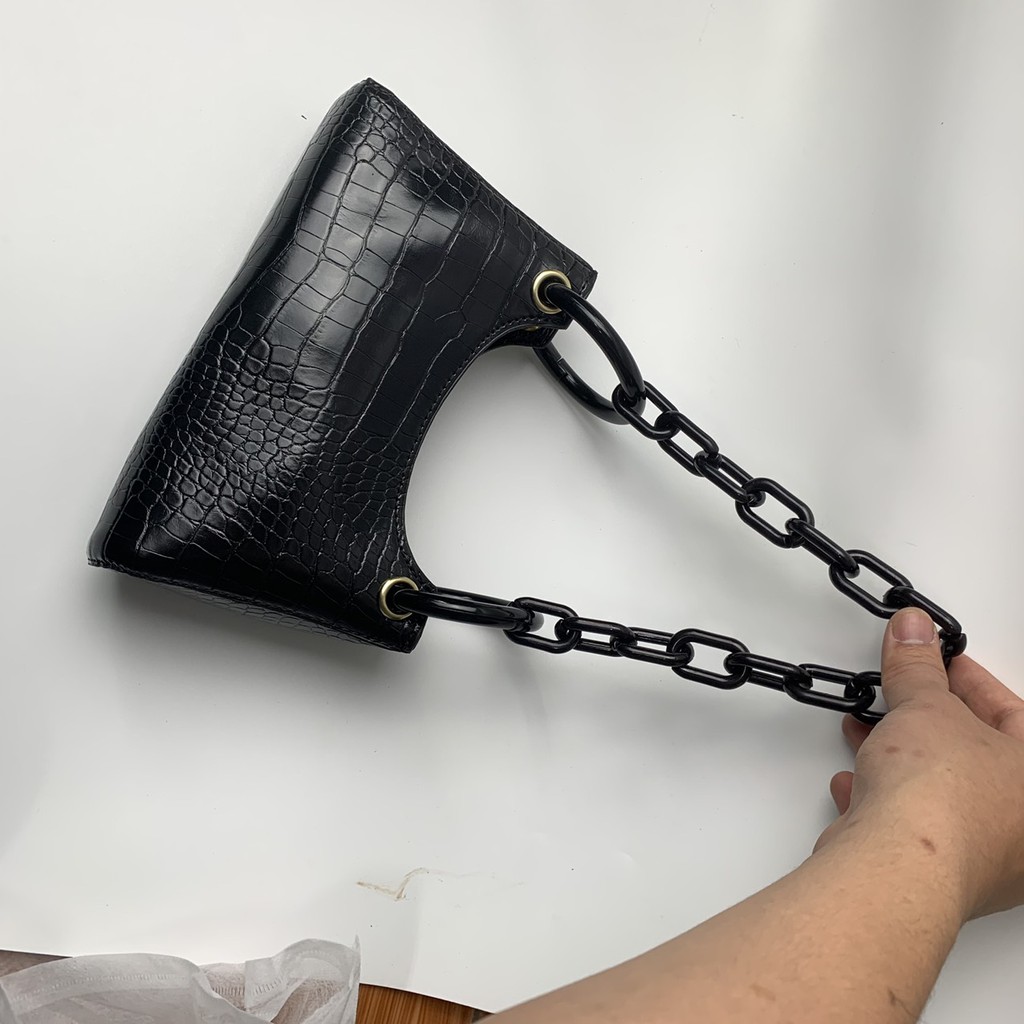 Túi đeo chéo nữ 💖 𝑭𝑹𝑬𝑬𝑺𝑯𝑰𝑷 💖 Túi kẹp nách xích nhựa bản to thời trang da vân cá sấu 2020 | BigBuy360 - bigbuy360.vn
