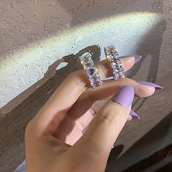 Bông Tai Mạ Bạc 925 Hình Tròn Phối Hai Màu Đen Trắng Thời Trang 2022