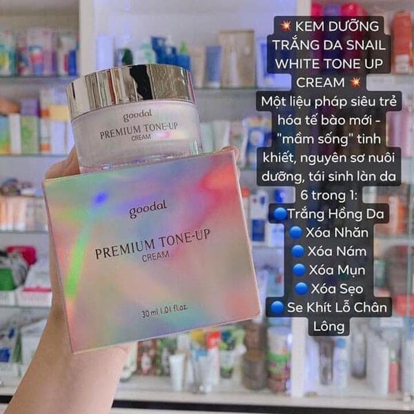 Kem Dưỡng Da Cao Cấp Ốc Sên Goodal Premium Snail Tone Up Cream