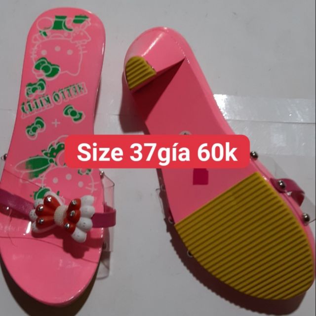Guốc gỗ dành cho bé gái siêu đẹp thiết kế thời trang sang chảnh mang rất êm chân rất thoaỉ mái nổi ngày dùng
