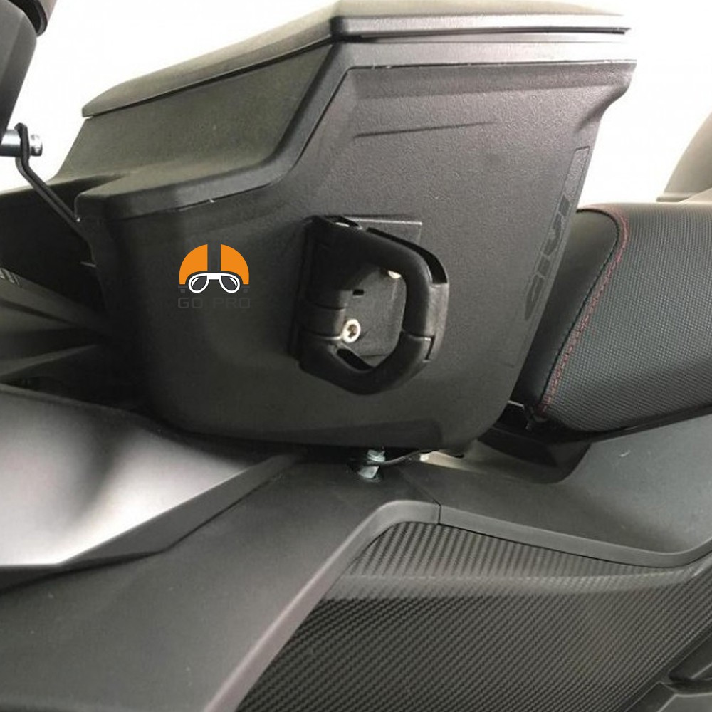 Móc Nhựa Treo Đồ Kiểu SH Tặng Ốc Gắng