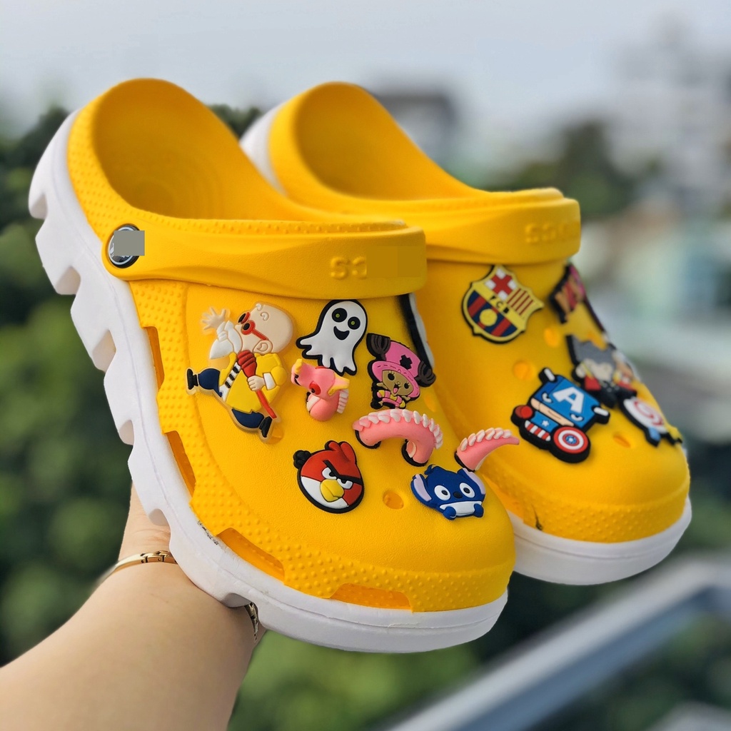 Dép Sục crss duet Vàng đế trắng FREESHIP Tặng 12 Jitbitz + Hộp Có Logo, Tag, Bao Bì