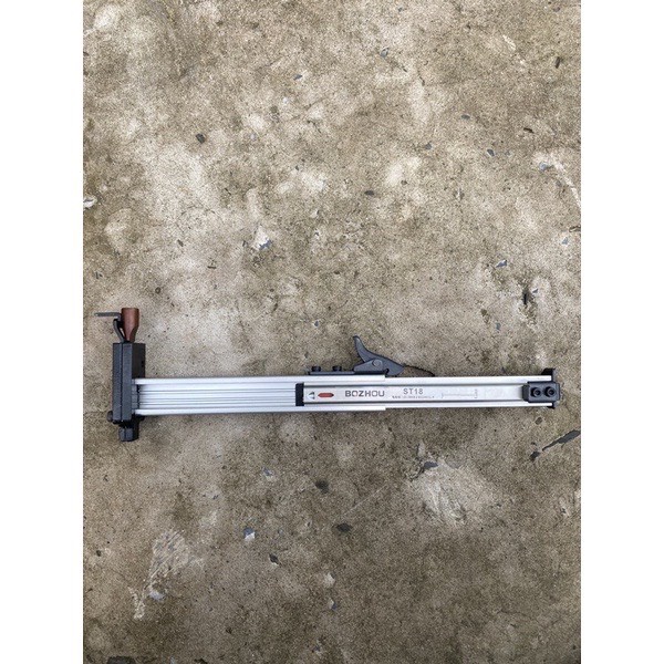 Combo cây đóng đinh kèm hộp đinh ST18