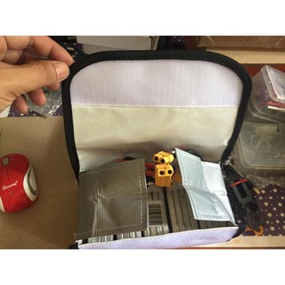 Túi đựng pin chống cháy