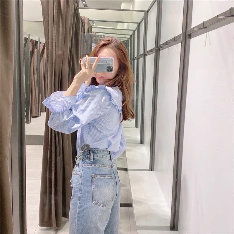 Áo sơ mi kẻ xốp điệu tay bo xinh xắn
