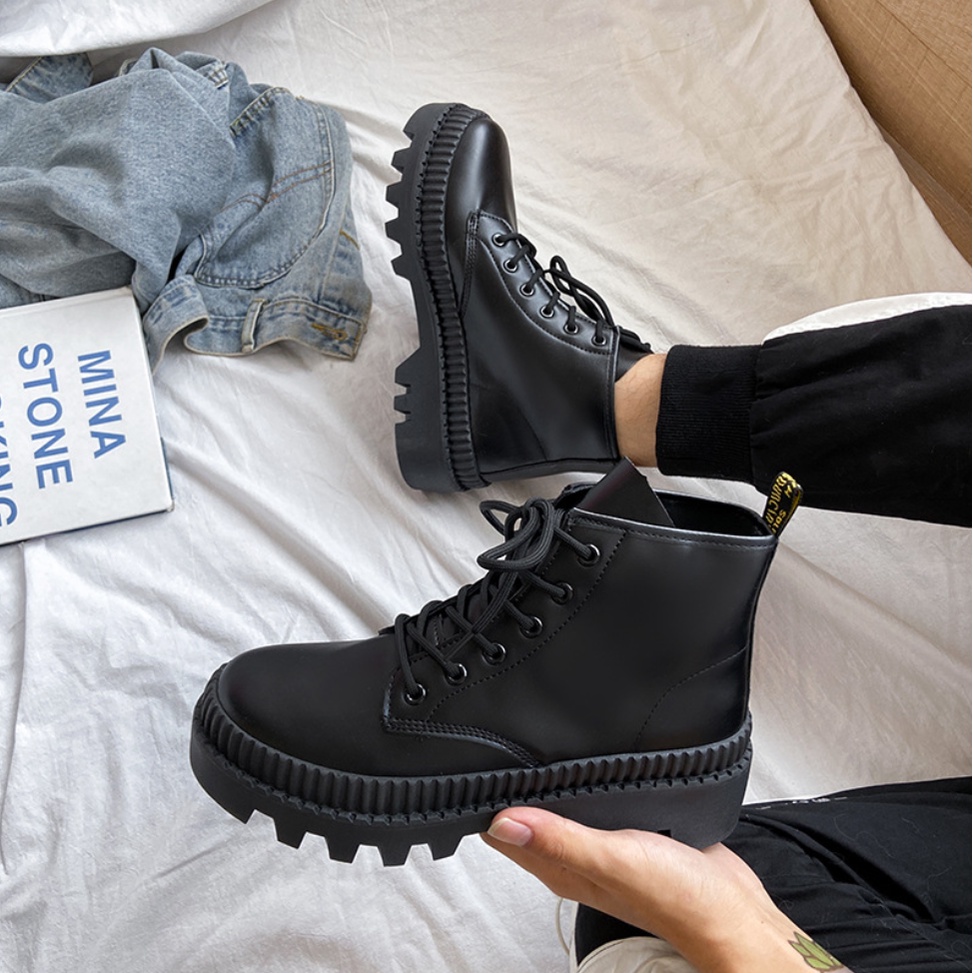 Giày cao cổ -Bốt cổ cao dr martens phiên bản 2021 INF - 1 (2 bản đen đế đen và đen đế kem)