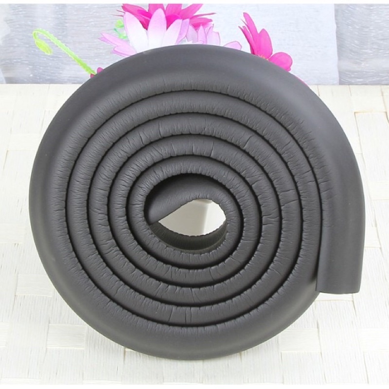 Xốp bọc cạnh bàn, góc bàn giữ an toàn cho bé [Bọc cạnh dài 2m, cao su NBR mềm mại]