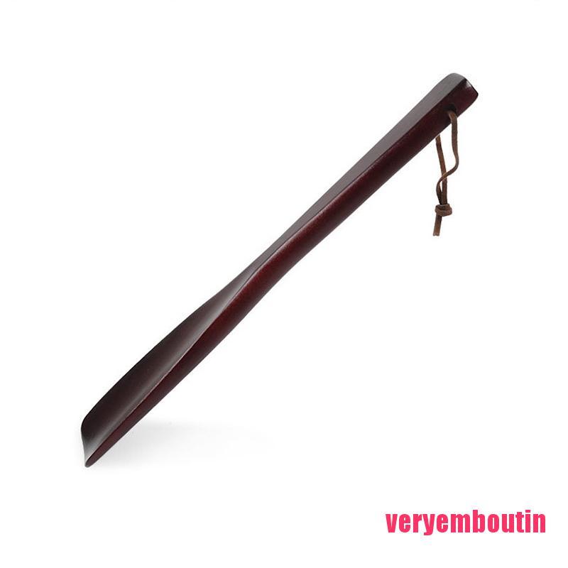 Dụng Cụ Hỗ Trợ Mang Giày Bằng Gỗ Với Tay Cầm Dài Tiện Dụng