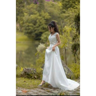 Váy cô dâu đuôi dài sang trọng, váy dạ hội cưới cổ tim sát nách