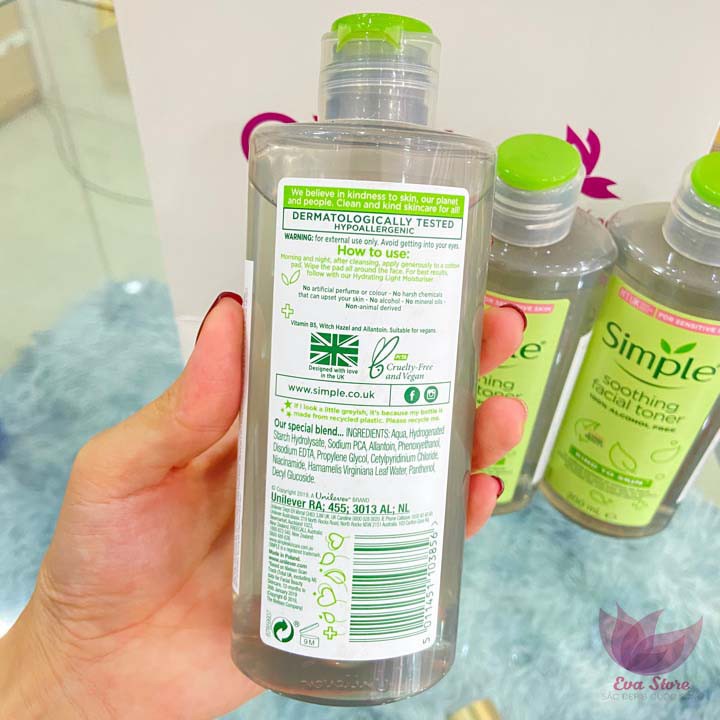 Nước Hoa Hồng Không Cồn Làm Dịu Da Simple Kind To Skin Soothing Facial Toner 200ml