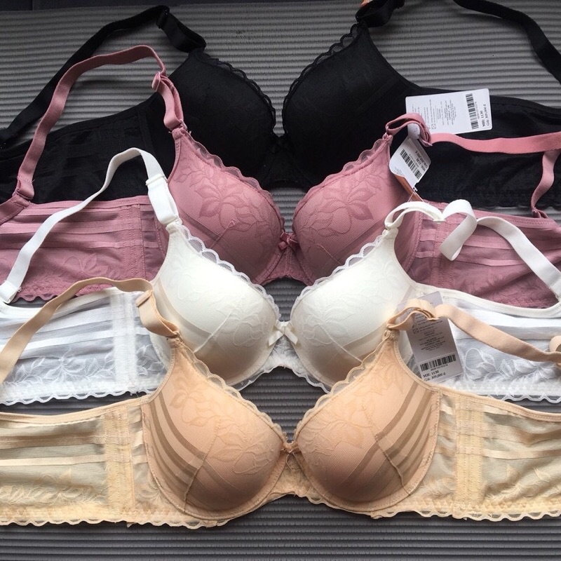 Áo Lót Bản To Lovely Mút Vừa 4 Móc Vừa Tạo Khe Khuyến Khích Mặc Chung Với Đai Nịt Bụng - Không lo Lộ Ngấn Mỡ