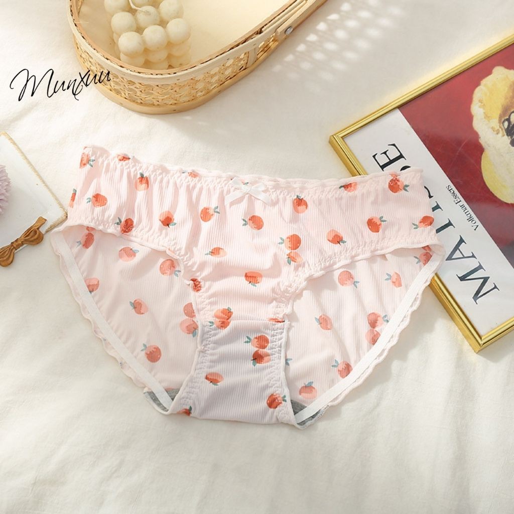 Quần lót su nữ MUNXUU họa tiết dâu nơ trẻ trung, chất liệu su mềm mại kháng khuẩn thoáng khí – QC21