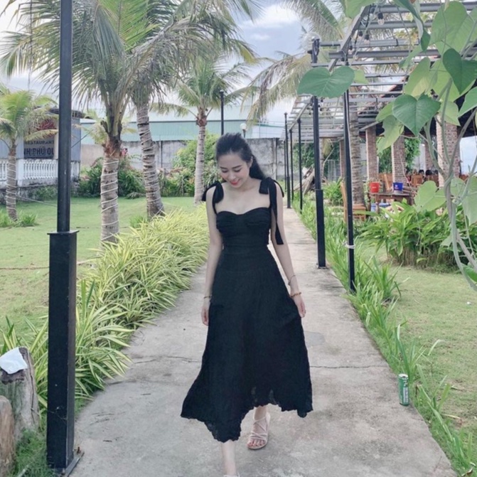Đầm Đen 2S Cột Nơ Cổ Rộng Dang Xòe - TK487