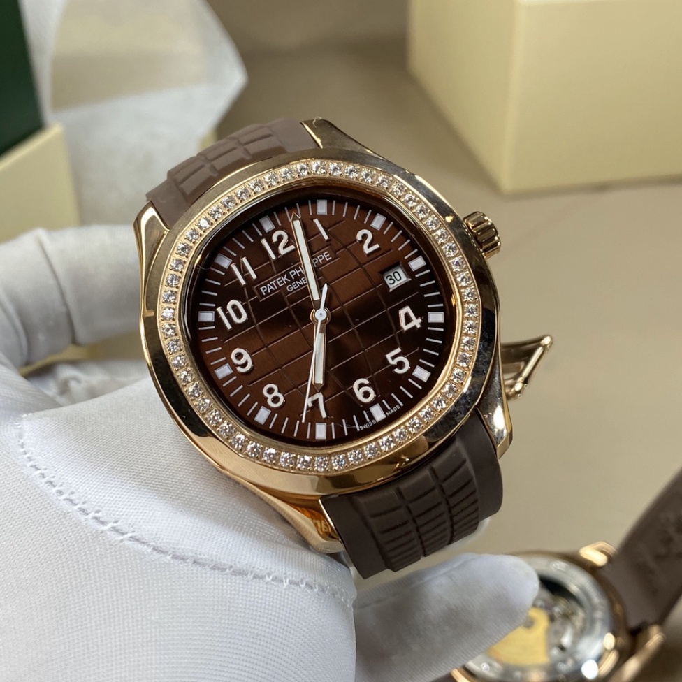 Đồng Hồ Nam Patek Philippe Sapphire PA39 40mm Viền đá Dây cao su Máy Cơ Automatic Nhật