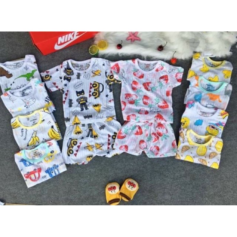 [Mã FAHOLIDAY giảm đến 50k đơn từ 99k] (MS05)BỘ COTTON GIẤY CỘC TAY CỔ CHUI CÚC VAI CHO BÉ 3-15 KG