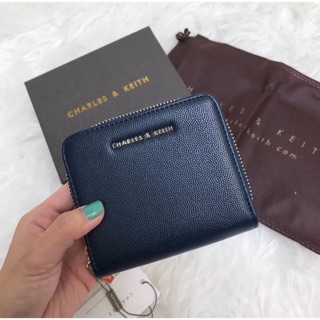 Ví CNK V12 + hộp