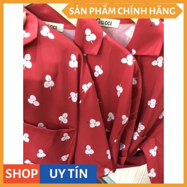 Áo sơ mi tay ngắn cổ vest in cỏ 3 lá so dễ thương, mặc ở nhà, đi chơi, hoặc đi du lịch đều được luôn ạ - VADA.vn (SM222)