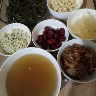 Nguyên liệu nấu chè sâm bổ lượng