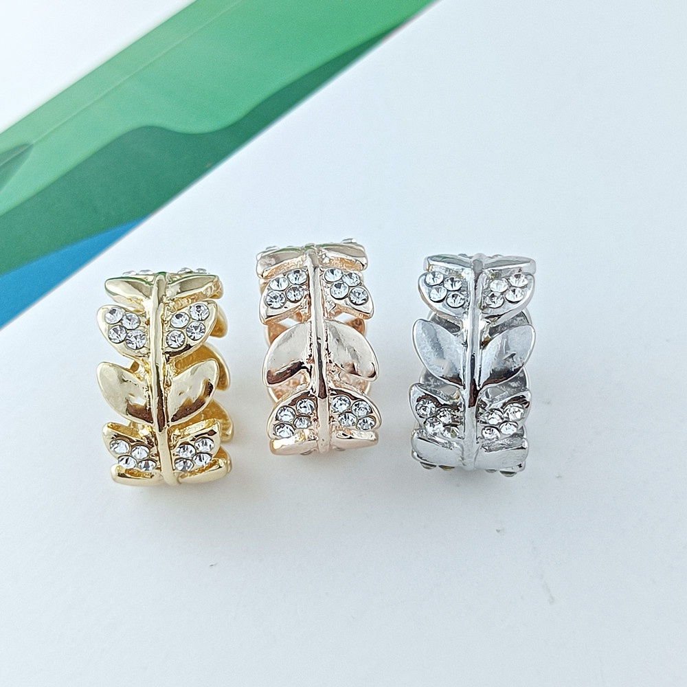 Vòng Khóa Khăn Quàng Cổ Lụa Hình Vuông Đơn Giản Chất Lượng Cao Dễ Phối Đồ