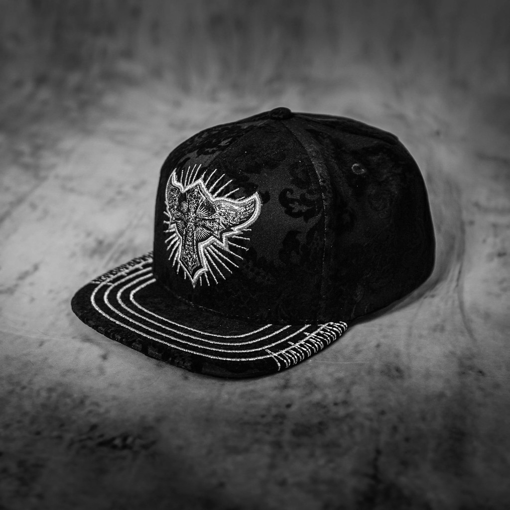 Nón snapback , mũ lưỡi trai phẳng  Đôi cách thiên thần 2021