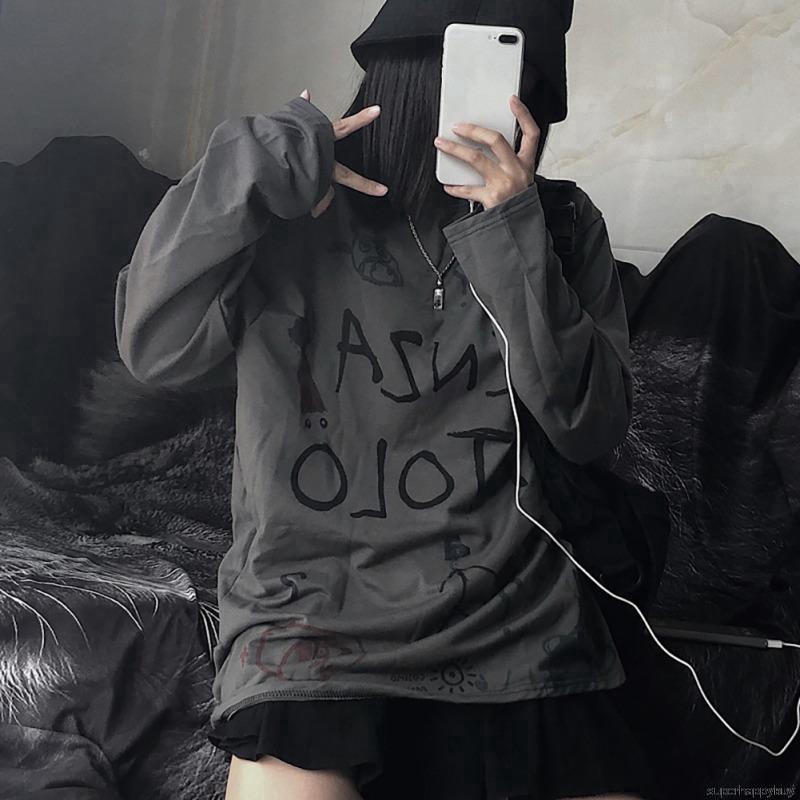 Áo thun tay dài dáng rộng hoạ tiết Graffiti độc đáo