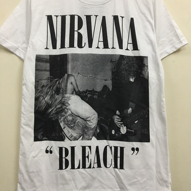 Áo Nirvana “Bleach” còn size L