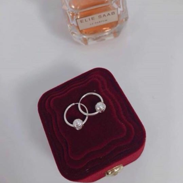 Khuyên tai bi bạc