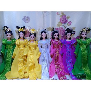 Búp bê cổ trang