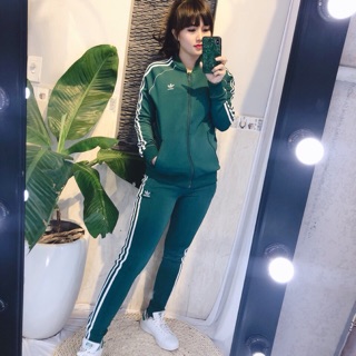 Bộ adidas xanh rêu
