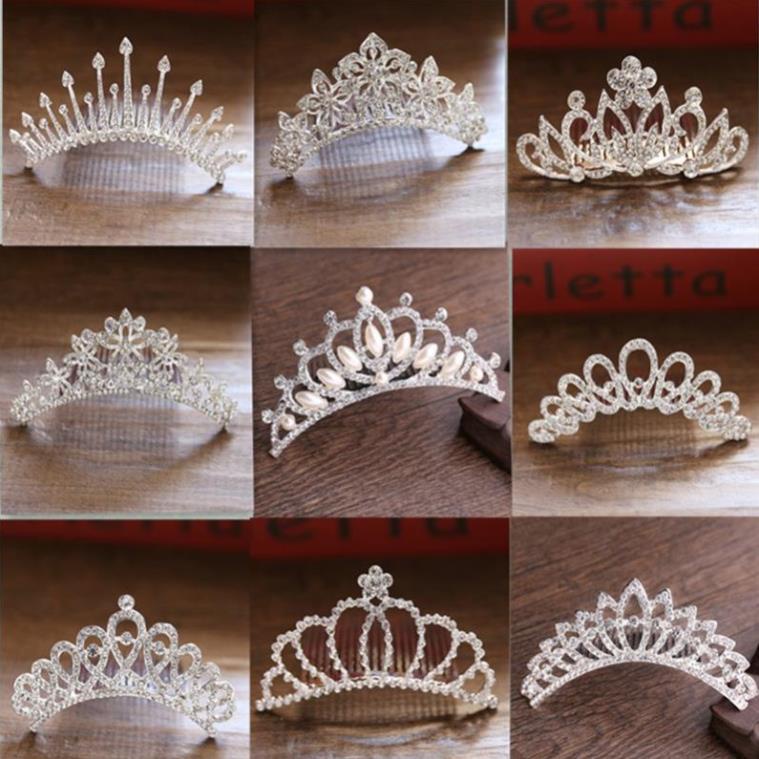 Vương miện cài tóc đính đá pha lê ngọc trai nhân tạo cho bé VM01