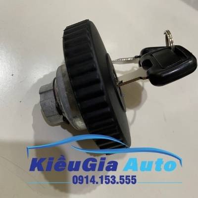 Nắp bình đựng dầu Kia K3000, Nắp bình đựng nhiên liệu Kia K3000