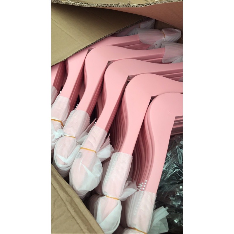 Móc áo gỗ hồng - Móc gỗ
