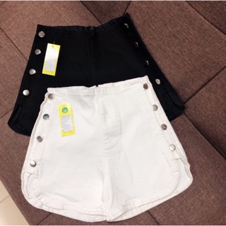 Quần shorts kaki jean đính nút - Hình sàn chụp thật