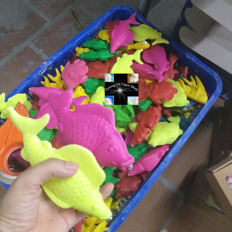Cá nhựa câu cá♦ Sỉ 2.5kg cá đã vít♦Hàng việt nam loại đẹp ♦Đa dạng các loài bé tha hồ chơi khám phá trò chơi câu cá
