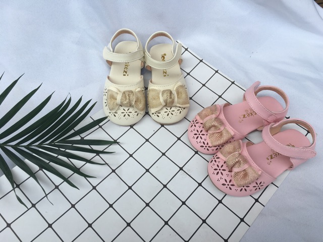 [NHẬP KIDTET hoàn 15% xu đơn 150k] Sandal quảng châu cao cấp cho bé gái tập đi mã mới A612