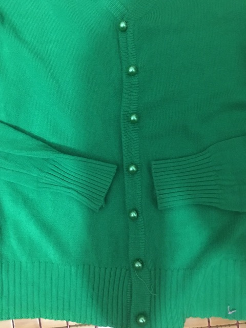 Thanh lý áo len khoác nhẹ