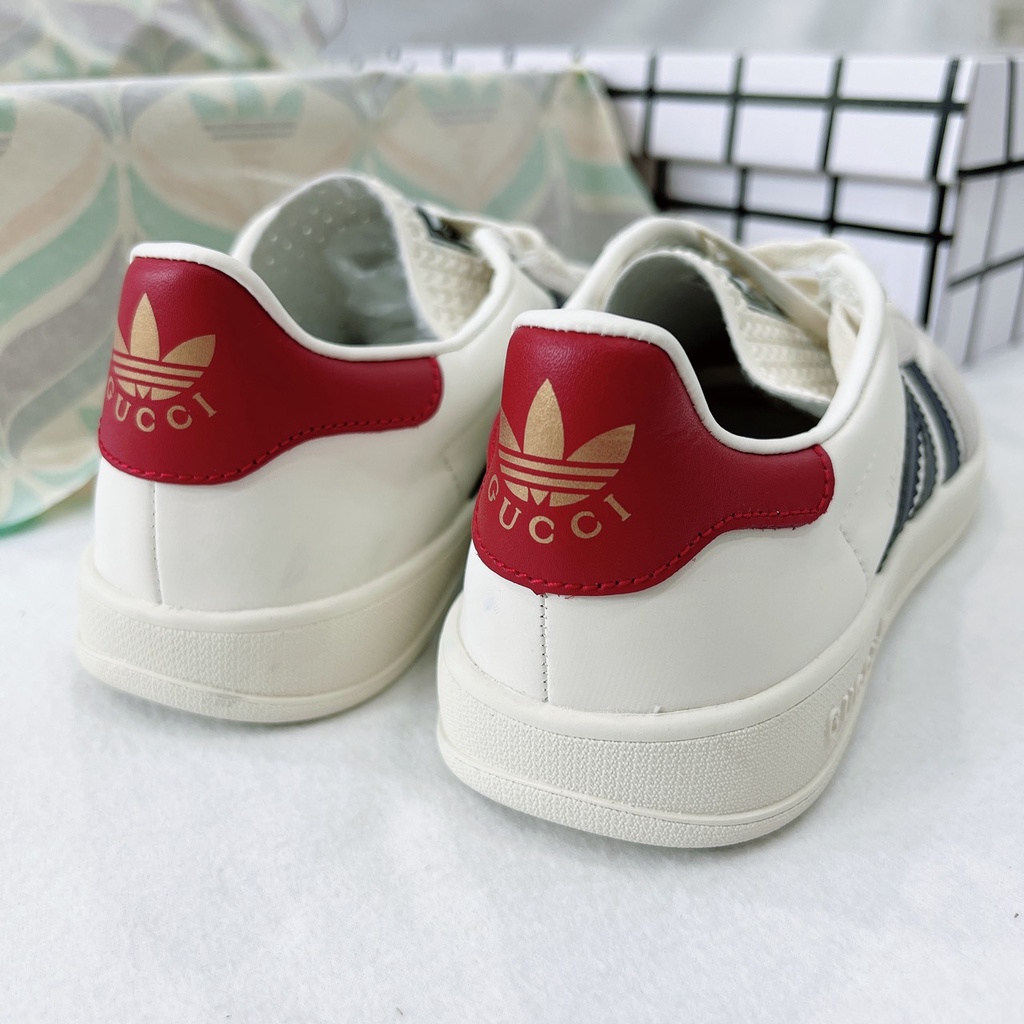 Giày Thể Thao Nam Ngô Thắng GC x AD Originals Gazelle Kem Đen Đỏ