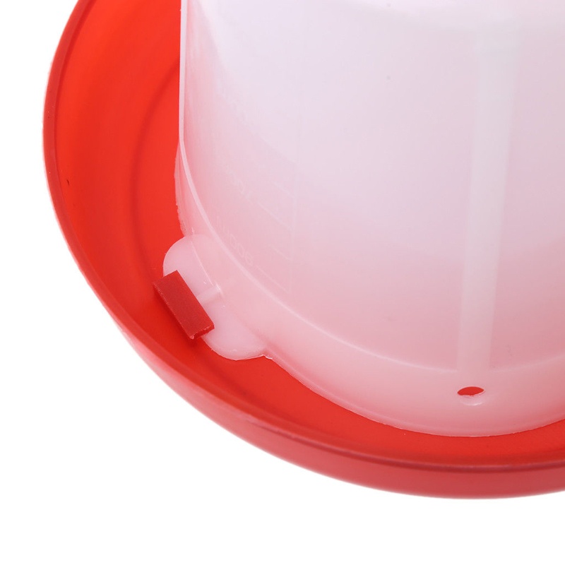 Dụng Cụ Cho Gà Uống Nước Tiện Dụng Cho Gia Đình