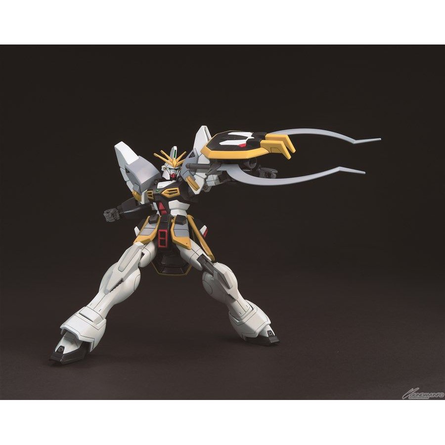 Mô Hình Lắp Ráp HG AC Gundam Sandrock