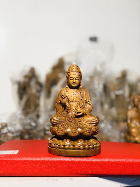 Tượng Phật A Di Đà gỗ bách xanh
