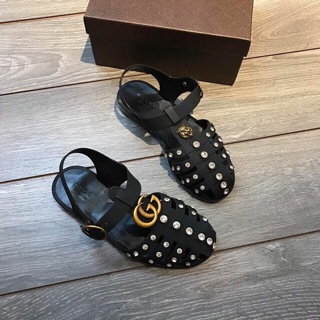 Sandal Cụ Hồ