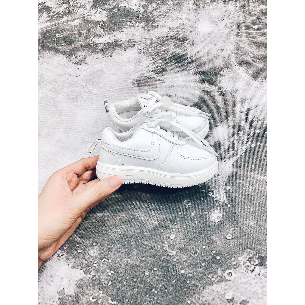 giày hot 2021 giày thể thao sneaker trắng cho bé .(NK trắng tinh cổ thấp)