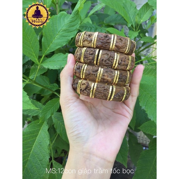Vòng tay 12 con giáp trầm hương tốc tự nhiên